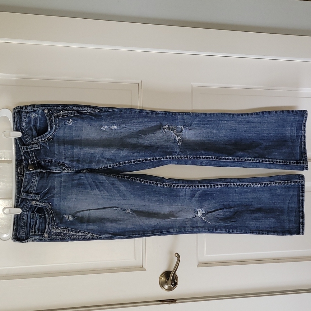 Boot cut, ripped Silver Jeans